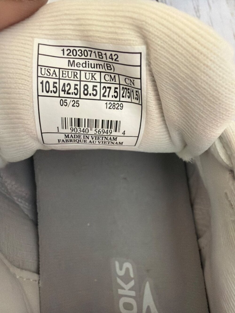 Brooks Addiction Walker 2 Women's White Leather Walking Shoes Sz 10.5 USED w/Box - Picture 8 of 13